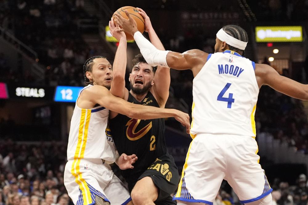 举的更是屈 举的更是屈