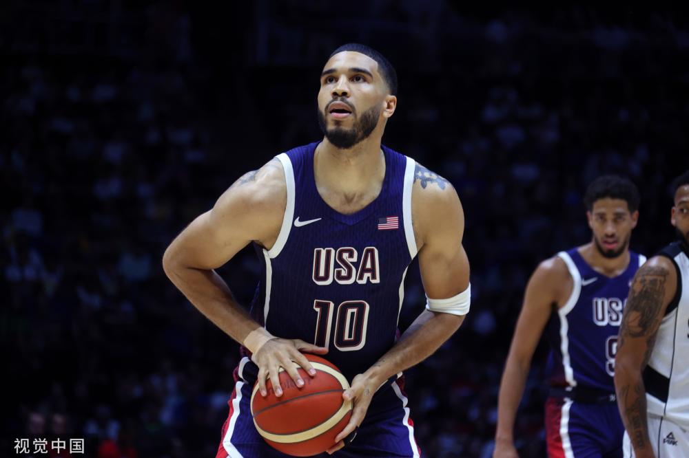 频繁在客场 频繁在客场