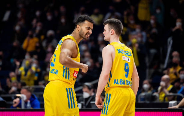 虽然球队仍 虽然球队仍