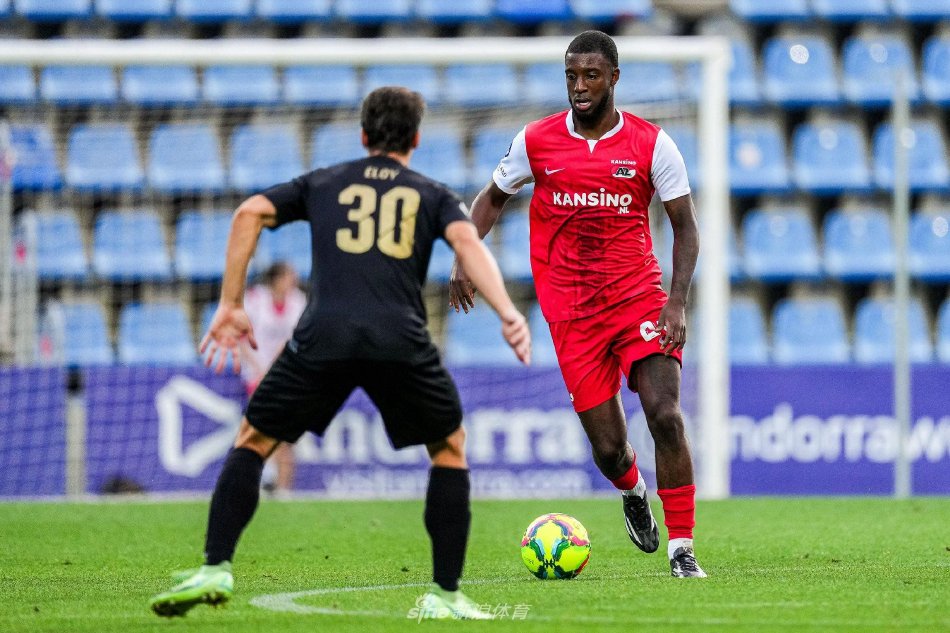 面对荣誉的 面对荣誉的